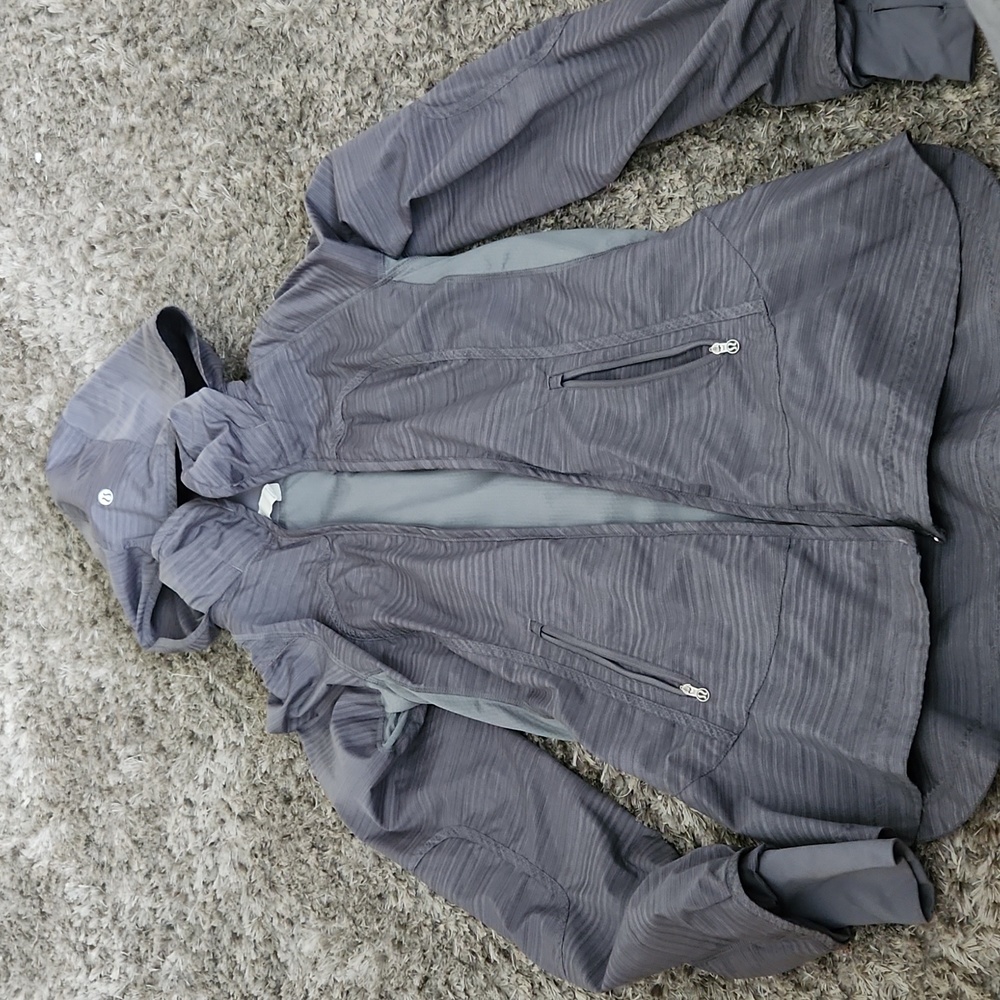 Lululemon jacket - Picture 2 of 5